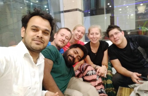 Paharganj Hotel | Hotel Saffron Inn