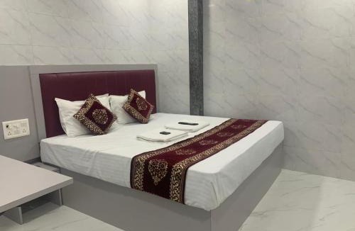 Chembur East House | Hotel Sai Plaza, Chembur Mumbai