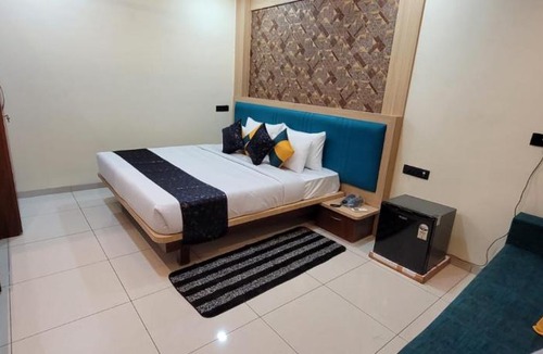 Indore Hotel | Hotel Sarika International