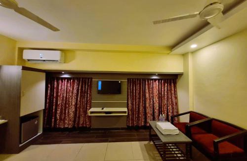 Velankanni Hotel | Hotel Seagate