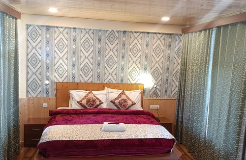 Aleo Hotel | Hotel Seraj International