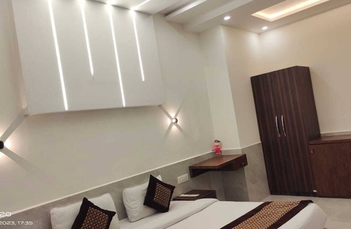 New Delhi Hotel | Hotel Seven Heaven - Lawrence road