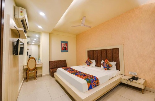 New Delhi Hotel | Hotel Seven Heaven - Lawrence road