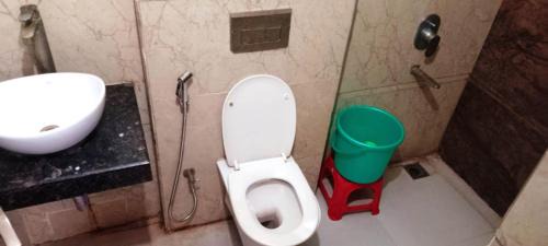 Sikandra Hotel | Hotel shanti palace