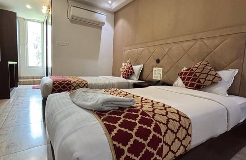 Marhi Hotel | Hotel Sharon Residency