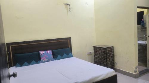 Anupshahr Hotel | hotel shiv bliss inn Dibai