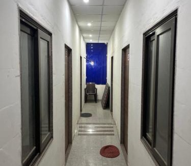 Shri Madhopur Hotel | Hotel Shiv Mahima