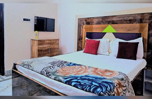 Bhubaneshwar House | Hotel Shiv Shakti Residency