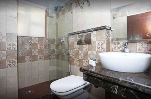 Bemloi Hotel | HOTEL SHIWALIK REGENCY