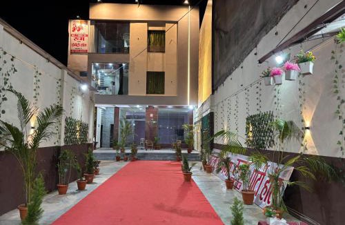Dewas Hotel | HOTEL Shree GANGA