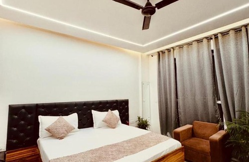 Gurugram House | Hotel Shree