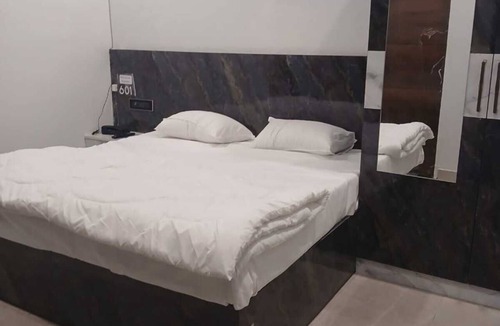 Mahwah Hotel | Hotel Shree Krishna Palace