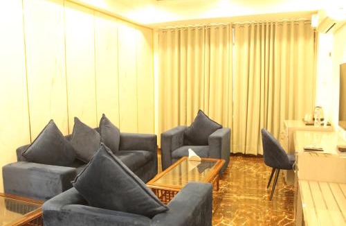 Hauz Khas Hotel | Hotel Shyama International