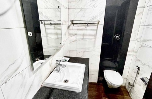 Karol Bagh Hotel | HOTEL SIAM INTERNATIONAL KAROL BAGH