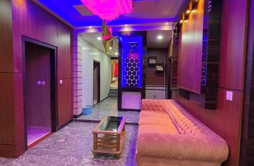 Sigra Hotel | Hotel Siddhant Palace Varanasi