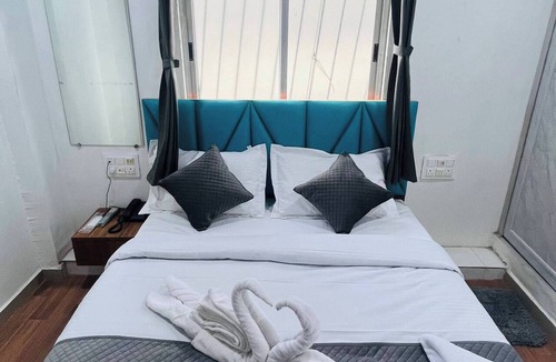 Surat Hotel | Hotel Silk