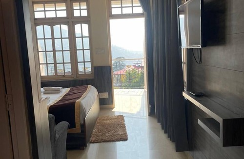 Bhagsu Nag Hotel | Hotel Sky pie