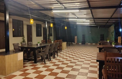 Sakalana Range Hotel | Hotel Skyline