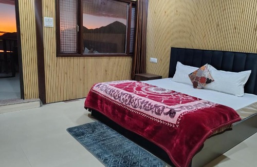 Sakalana Range Hotel | Hotel Skyline