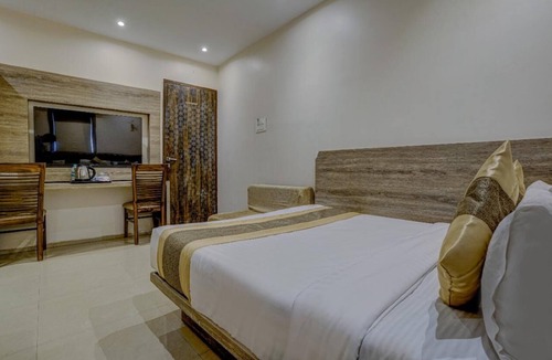 Prabhadevi Hotel | Hotel Skylink Hospitality