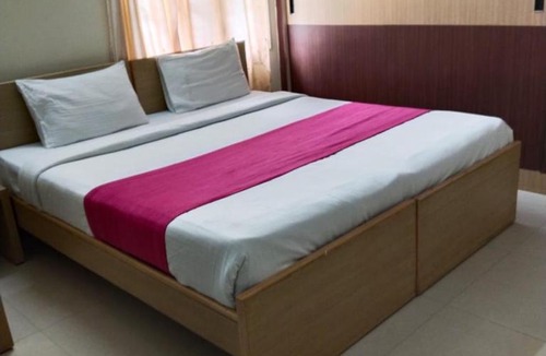 Yelahanka Hotel | HOTEL SLN Homes