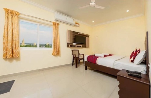 Rameshwaram Hotel | Hotel Strawberry Grand