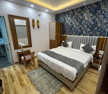Chandigarh Hotel | Hotel Strawberry