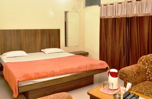 Maharana Pratap Nagar Hotel | Hotel Sudarshan Palace