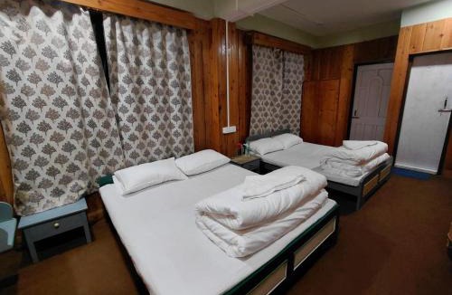 Loleygaon House | Hotel Sunrise