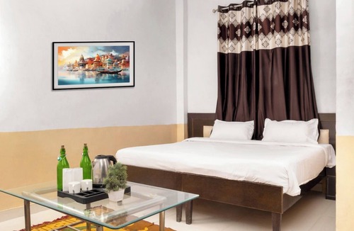 Noida Hotel | Hotel Sunrise Inn