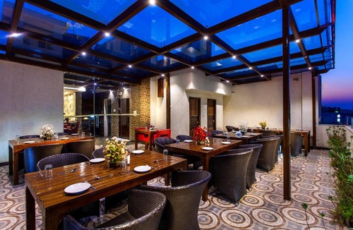 Karol Bagh Hotel | Hotel Sunstar Heritage