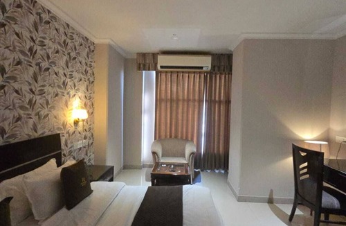 Ludhiana Hotel | Hotel Supreme Suites Ludhiana