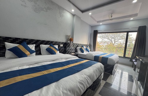 Mayapur Hotel | Hotel Suraj By T And M Hotels