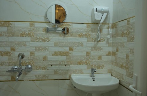 Danapur Hotel | Hotel Surya Inn