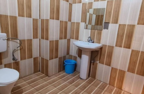 Varanasi Hotel | HOTEL SWARNA PALACE