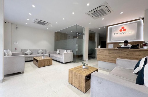 Rau Hotel | Hotel Synergy Stays