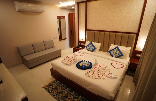 Lanka Hotel | Hotel Tattva Varanasi