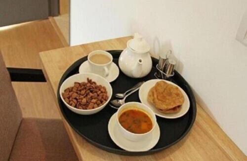 Paharganj Hotel | Hotel The C G Villa Just a Minute Away From New Delhi Railway Station and Connaught palace