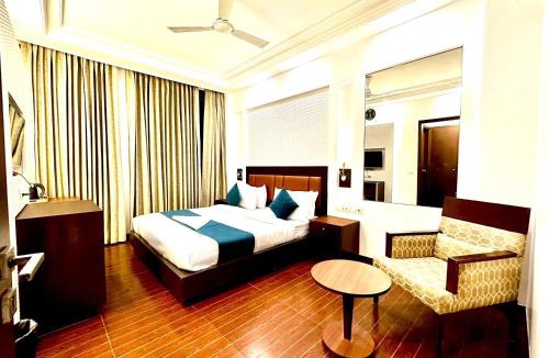 Jasola Hotel | Hotel The Imperio, Near Apollo Hospital, JASOLA