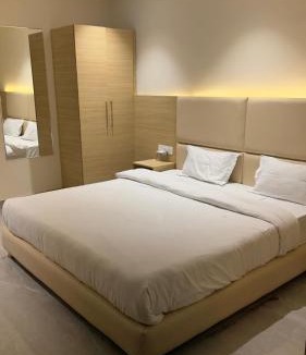 Jhansi Hotel | Hotel The Lotus