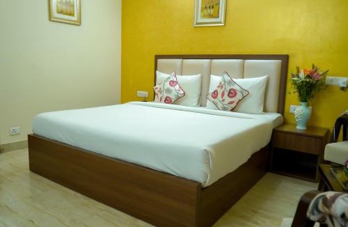 Sushant Lok Hotel | Hotel The Luxe 18 - Golf Course Road