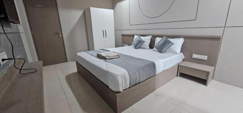 Ahmedabad Hotel | Hotel The Shivay