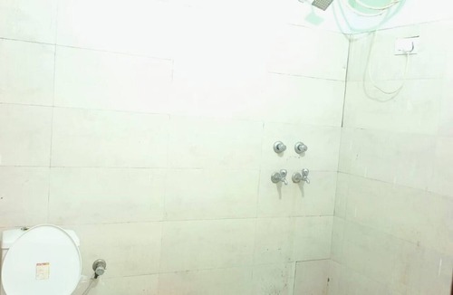 Mainpuri Hotel | Hotel TR INN Mainpuri