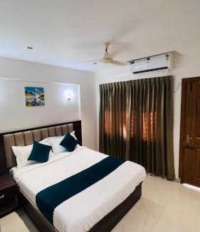 Thiruvananthapuram Hotel | HOTEL TRIVA -300m from Medical College