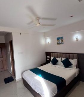 Thiruvananthapuram Hotel | HOTEL TRIVA -300m from Medical College