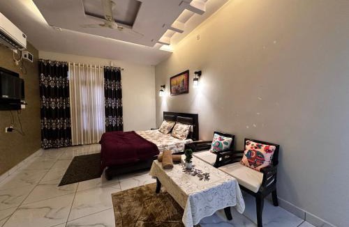 Haldwani Hotel | Hotel Tulsi