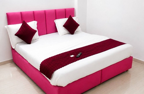 New Delhi Hotel | Hotel UER Expressway