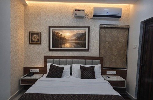 Rasulgarh Hotel | Hotel Ultimate One