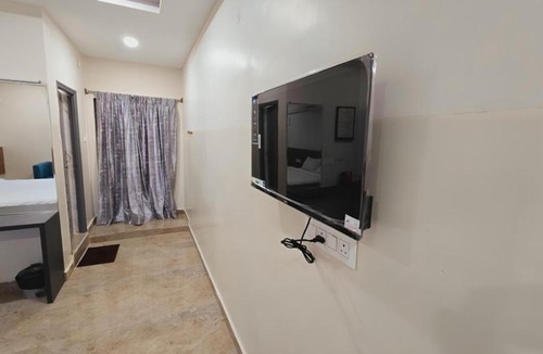Tirupati Hotel | Hotel VAAMANA STAYS