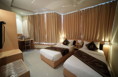 Varanasi Hotel | Hotel Vagmi